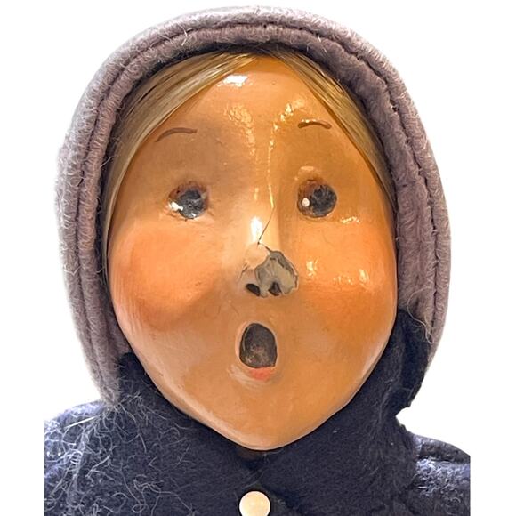 Byers’ Choice Carolers Lot 1997 Girl 1999 Traveler Woman Figures USA Handcrafted - Picture 5 of 6